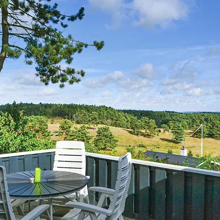 Krebsevej With Fireplace And Shower